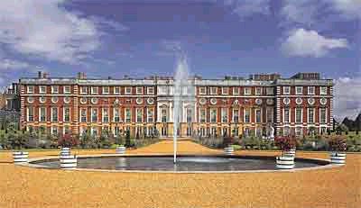 Главный фасад Тюдоровского дворца на Темзе, Лондон