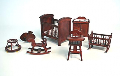 GA-CO-04E. Набор мебели для детской комнаты из 7 предметов. Выпускается в 4 вариантах отделки деревянных поверхностей: цвет красного дерева, белый, розовый и голубой цвет